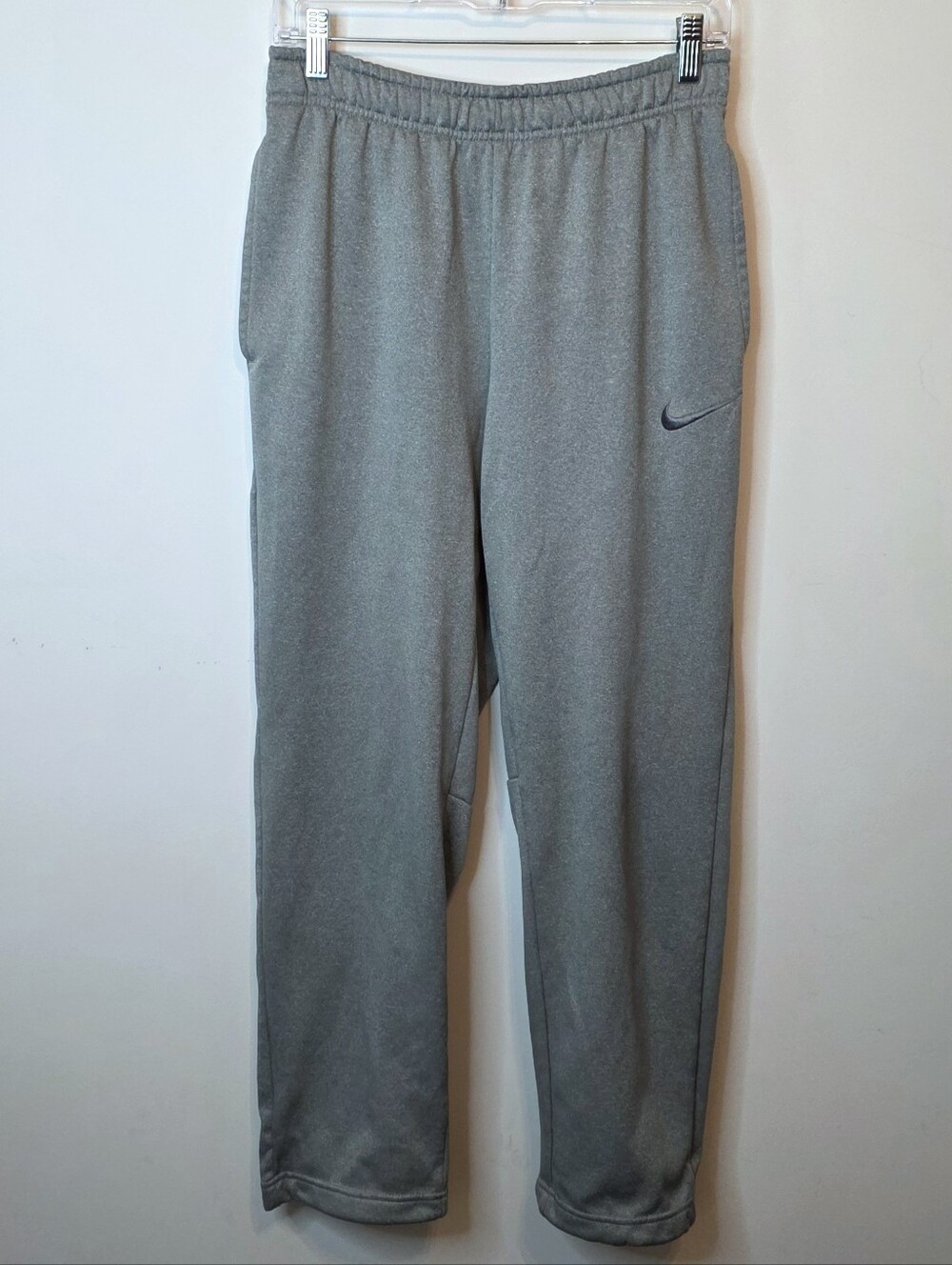 Nike Gray Therma-Fit Cinch Hem Bungee Sweatpants Size Medium
